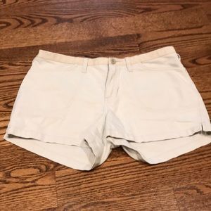 Women’s Abercrombie & Fitch shorts in size 4